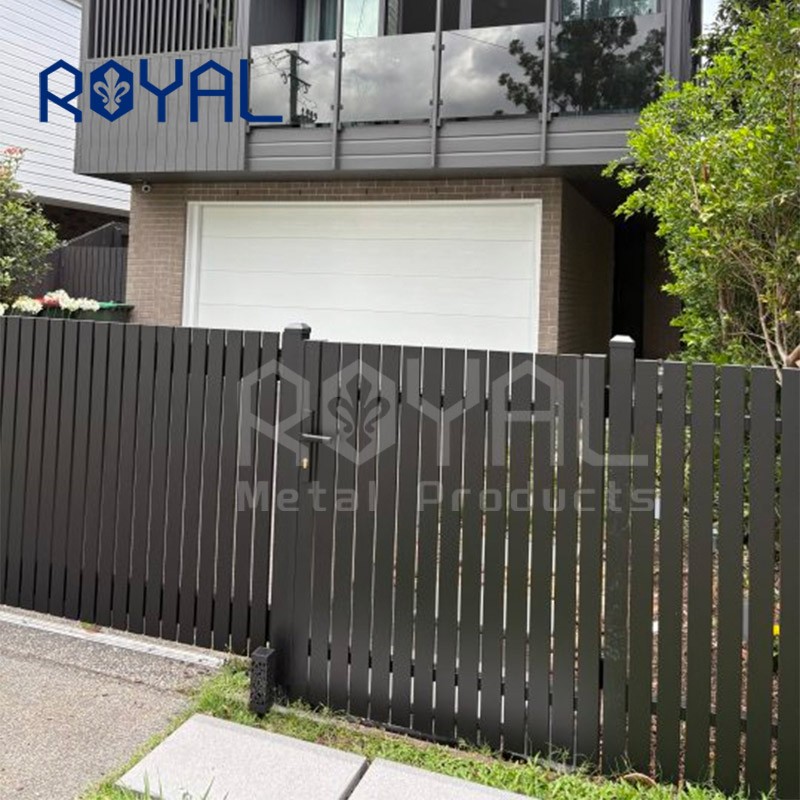 Sliding Gate