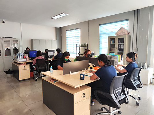 Export documentation and logistics coordination workspace