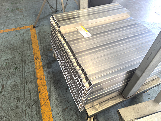 Hardware components and accessories inventory at Royal Metal