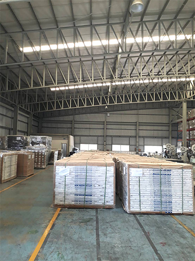 Quality inspection of aluminum slat fence components